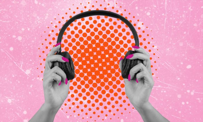 art,collage,of,modern,digital,pop,art.,headphones,in,hand