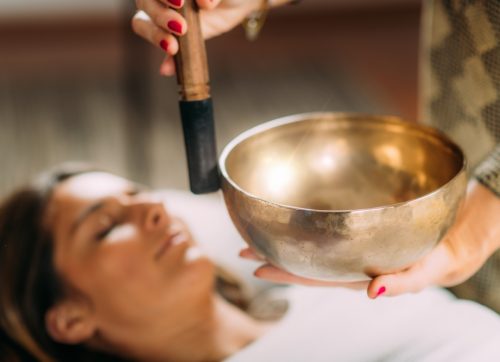 tibetan,singing,bowl,in,sound,healing,therapy
